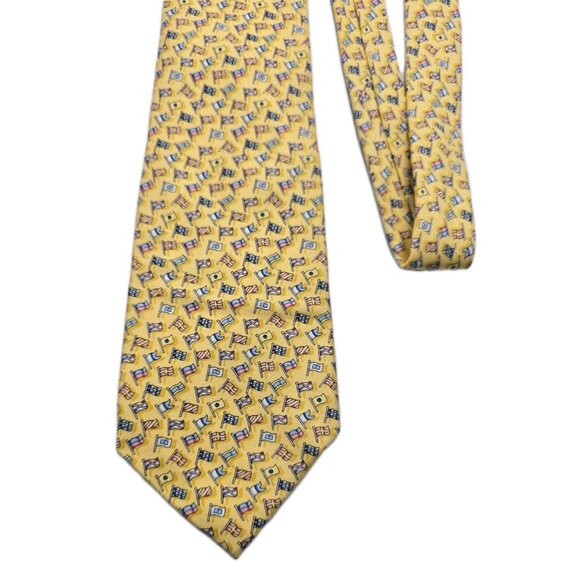 Vineyard Vines INTERNATIONAL MARITIME SIGNAL FLAGS All Over Print Men's Silk Tie - Picture 4 of 7